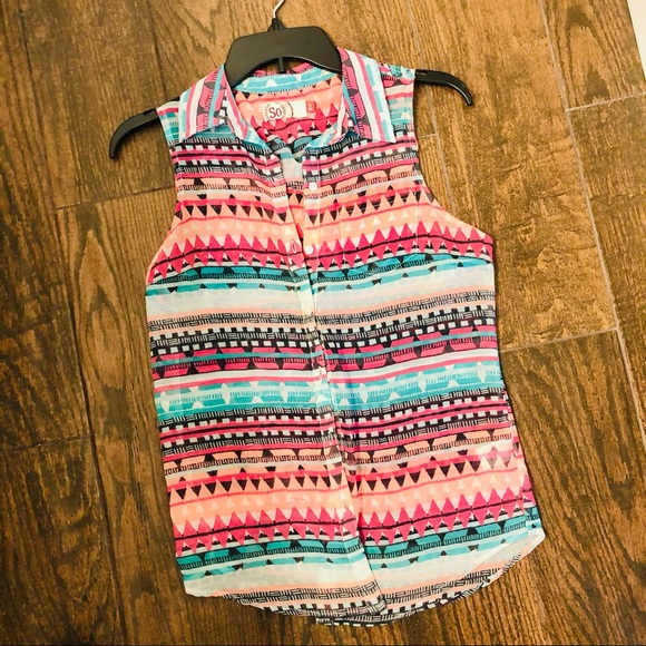 Aztec chiffon sleeveless button down - Picture 1 of 4